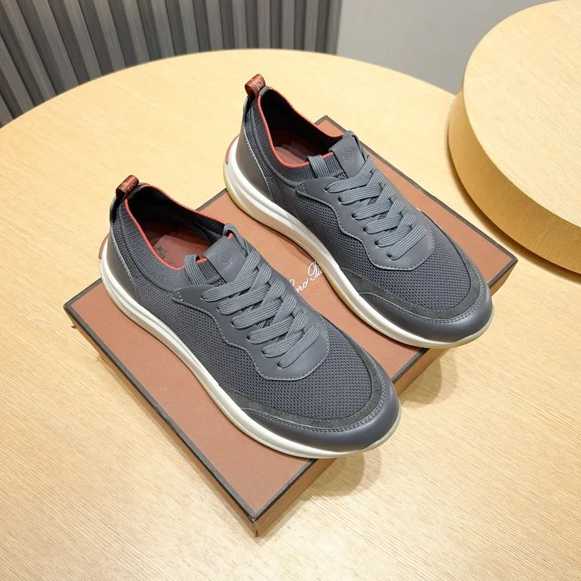 Men's men's shoes 💰P440💰[loro piana] The new moccasin shoes are popular all over the world, and the official website is selling like hotcakes. The upper is made of original fly weave with first-layer cowhide, and is matched with original rubber soles. It is a classic. The complex craftsmanship and meticulous structure make the shoes light and soft, allowing you to walk comfortably and freely. Perfect for summer wear. Yardage: 38-45. (45 is custom-made and cannot be returned or exchanged)